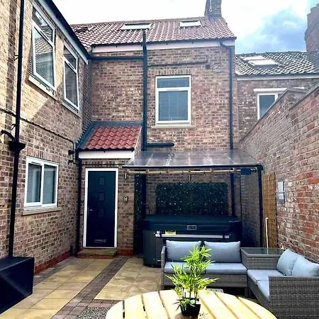 Church View Apartment York